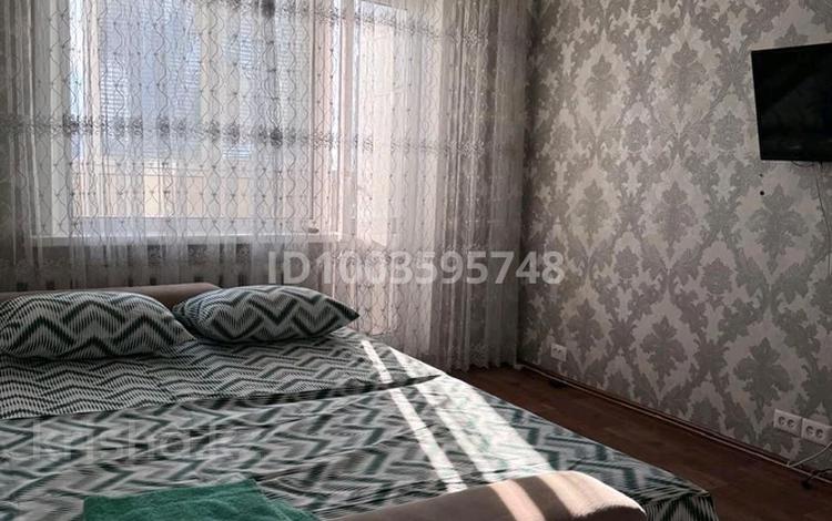 1-комнатная квартира · 38 м² · 8/9 этаж, Каирбаева 104 — Ориентир: мечеть Машхур Жусупа Копеева, Вкусные истории, Тағам, Нептун за 9 000 ₸ в Павлодаре — фото 3