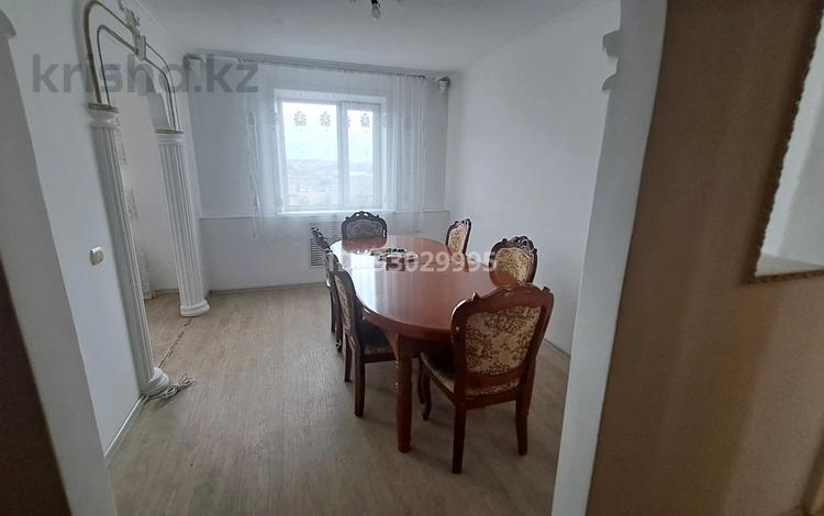 3-комнатная квартира, 70 м², 4/10 этаж, Ледовского 39 — Ледовского за 17.8 млн 〒 в Павлодаре — фото 2