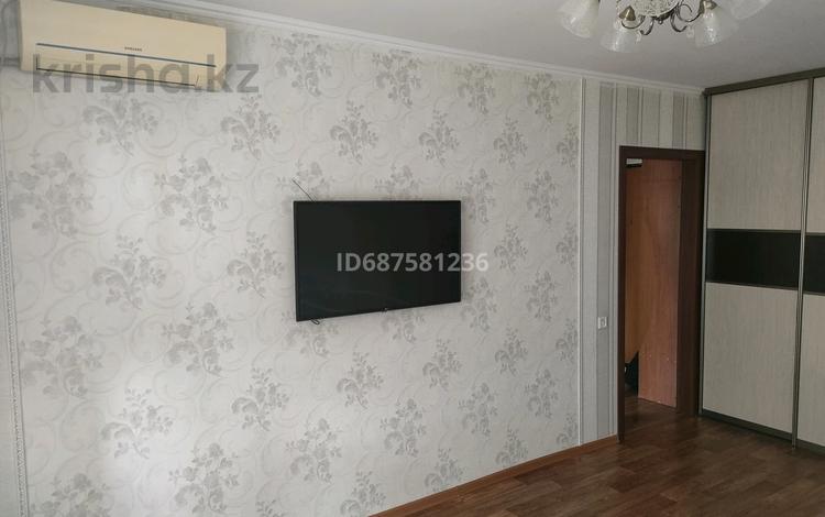 1-комнатная квартира, 34 м², 6/10 этаж, Торайгырова 117 за 14.5 млн 〒 в Павлодаре — фото 2