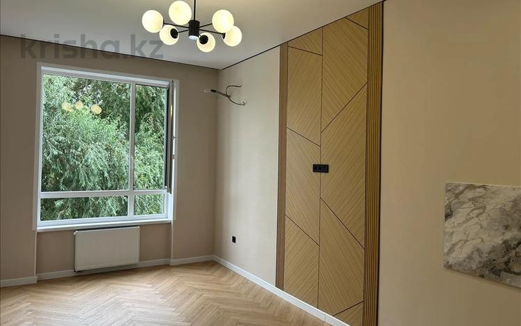 3-бөлмелі пәтер · 70 м² · 4/12 қабат, Қалқаман-2 ш/а., Ашимова, бағасы: 51.5 млн ₸ в Алматы, Наурызбайский р-н — фото 2