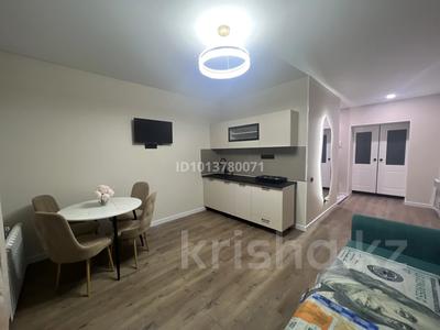 2-комнатная квартира · 42 м² · 1/7 этаж, Муканова 51 за 15 000 ₸ в Караганде, Казыбек би р-н