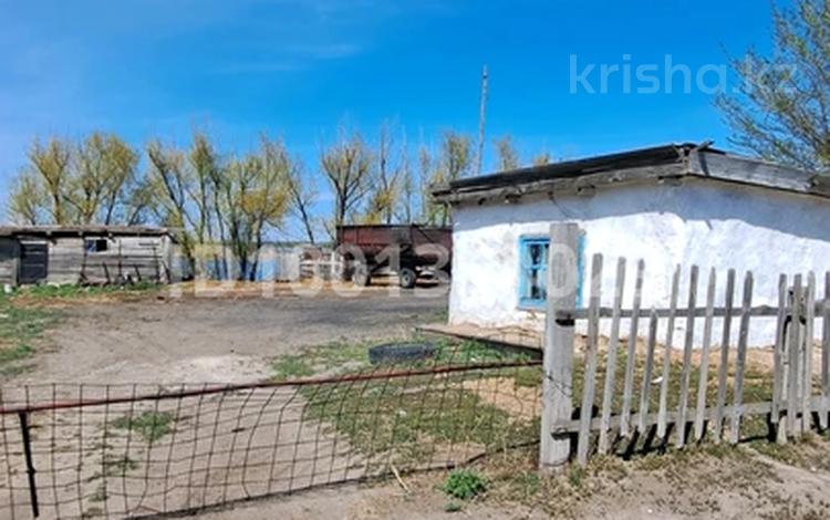 Отдельный дом · 2 комнаты · 60 м² · 12 сот., Луговая — С. Карабай, Аксуский рн за 5 млн ₸ — фото 2