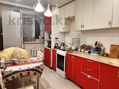 2-бөлмелі пәтер · 49 м² · 1/5 қабат, Кудайбердиулы 19/3 — Район ЕНУ ГОРЯЧАЯ ЦЕНА!, бағасы: 22.9 млн ₸ в Астане, Алматы р-н