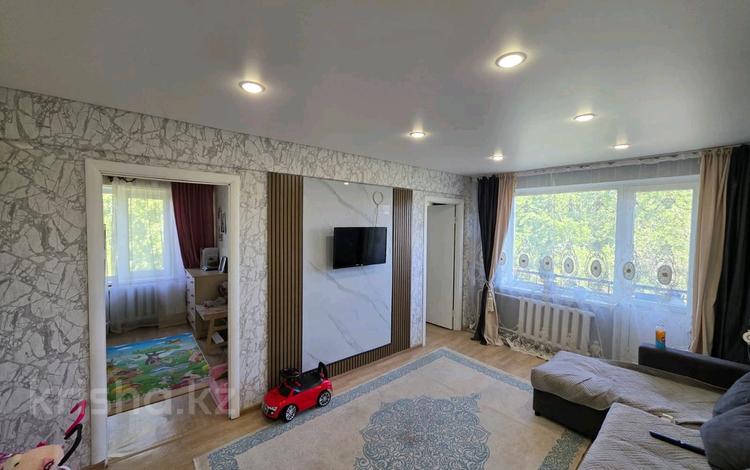 4-бөлмелі пәтер · 60 м² · 5/5 қабат, Бажова 331, бағасы: 19.5 млн ₸ в Усть-Каменогорске — фото 2