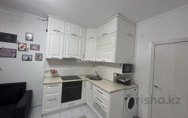 1-комнатная квартира · 45 м² · 9/12 этаж, мкр Акбулак, Дарабоз 15 за 220 000 ₸ в Алматы, Алатауский р-н — фото 2