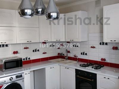 1-бөлмелі пәтер · 58 м² · 3/5 қабат, Алтын орда ш/а., Мангилик ел — Напротив НИШ, бассейн Достык, бағасы: 180 000 ₸ в Актобе, мкр. Алтын орда