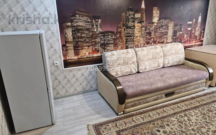 2-комнатная квартира · 44 м² · 3/5 этаж, мкр 5 — Абулхаирхана-Абая за 150 000 〒 в Актобе — фото 6
