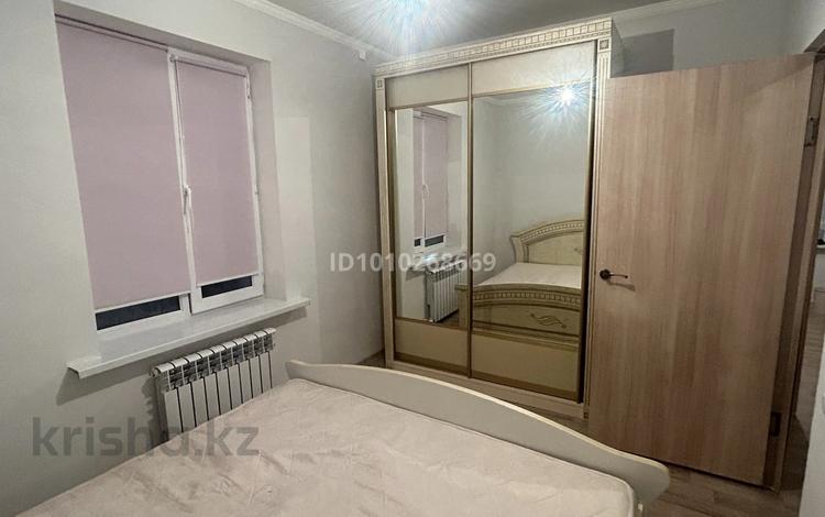2-бөлмелі пәтер · 44 м² · 1/4 қабат, Мкр. Гульдер 1160, бағасы: 20 млн ₸ в  — фото 2