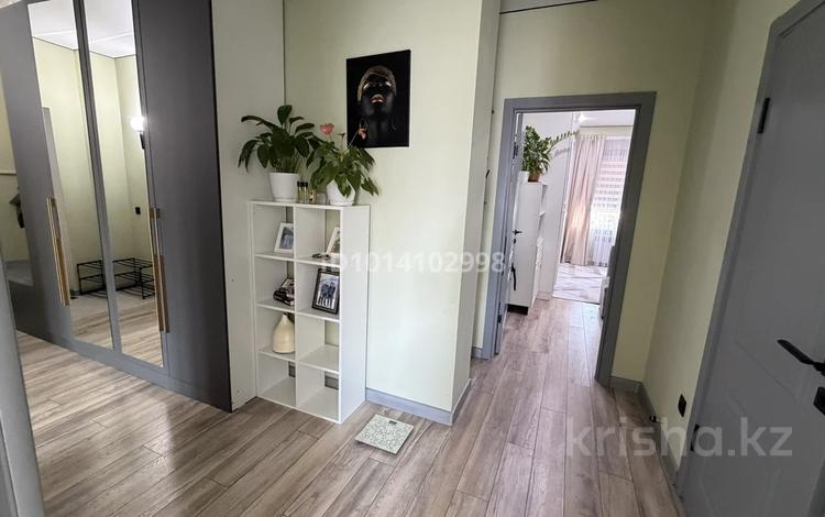 2-комнатная квартира · 70 м² · 8/9 этаж, мкр Нурсая, Елорда 6б за 34 млн ₸ в Атырау — фото 2