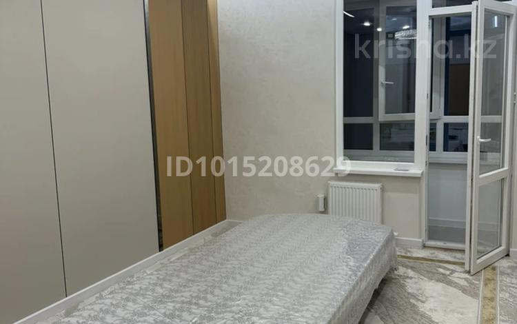 3-комнатная квартира · 80 м² · 8/12 этаж, мкр Акжайык, Вдоль пр. Байдибек би 340 за 350 000 ₸ в Шымкенте, Абайский р-н — фото 2