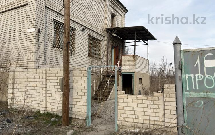 Отдельный дом · 7 комнат · 177.9 м² · 27.5 сот., 19 линия 16 — В конце улицы предпоследний дом справа за 25 млн ₸ в Семее — фото 2