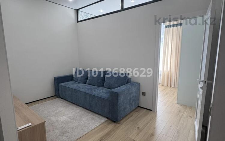 2-комнатная квартира · 40 м² · 5/9 этаж, Е 496 8 — Пересечения проспекта Мәңгілік ел и улицы Хусейн Бен Талал, в 5 минутах езды от университета «Назарбаев» за 300 000 ₸ в Астане, Есильский р-н — фото 2