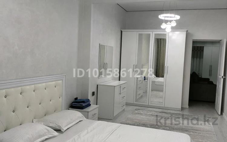3-комнатная квартира · 82 м² · 7/20 этаж, Гагарина 310 за 750 000 ₸ в Алматы, Бостандыкский р-н — фото 2