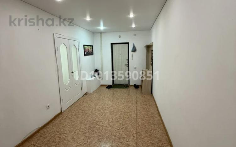 2-комнатная квартира · 67 м² · 4/5 этаж, Майкудук, 15й микрорайон 20/3 за 19.5 млн ₸ в Караганде, Алихана Бокейханова р-н — фото 2