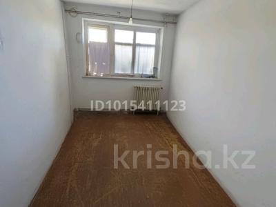 2-бөлмелі пәтер · 34 м² · 4/5 қабат, Сатпаев 4 — Рядом роддом, муз.колледж, СШ16, бағасы: 15 млн ₸ в Атырау, мкр Авангард-4