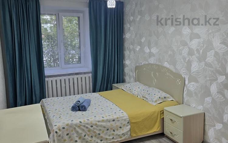 2-комнатная квартира · 60 м² · 1/9 этаж, Набережная Славского 44 за 18 000 ₸ в Усть-Каменогорске — фото 2