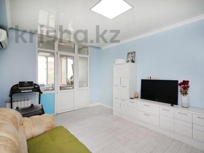 3-комнатная квартира, 104.5 м², 2/13 этаж, Навои 208.8 — Торайгырова за 78 млн 〒 в Алматы, Бостандыкский р-н