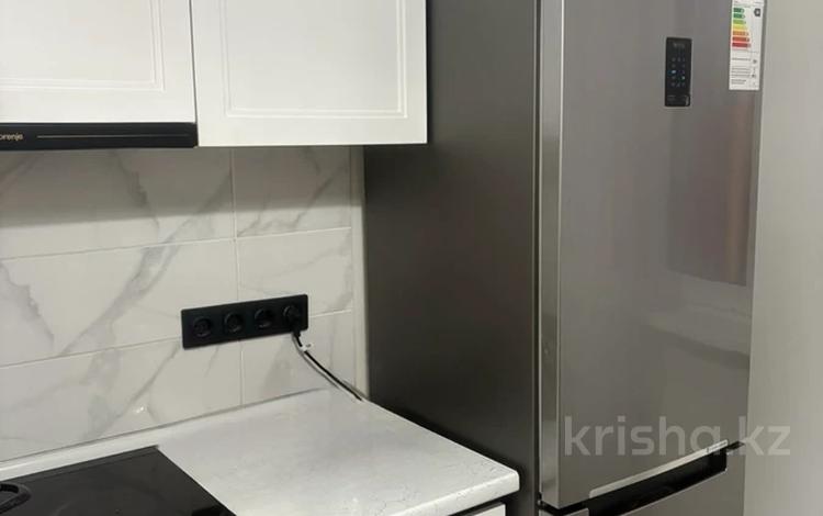 1-комнатная квартира · 42 м² · 7/9 этаж, Туран 55/11 за 250 000 ₸ в Астане, Нура р-н — фото 7