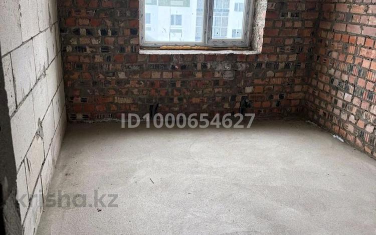 2-комнатная квартира · 67.21 м² · 3/4 этаж, Умбетей жырау 5 — Узак батыр за 19 млн ₸ в Астане, Нура р-н — фото 2