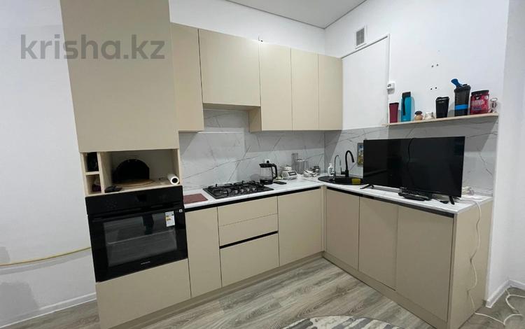 2-бөлмелі пәтер · 82 м² · 9/9 қабат, Абая 123/2, бағасы: 45 млн ₸ в Костанае — фото 2