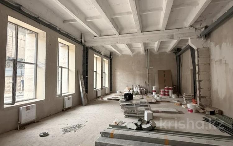 3-комнатная квартира · 80 м² · 1/3 этаж, Макатаева 127а — Муратбаева за 60 млн ₸ в Алматы, Алмалинский р-н — фото 2