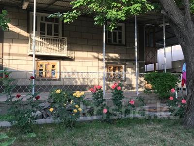 Отдельный дом · 8 комнат · 149.8 м² · 149.8 сот., мкр Карасу — 3 пер калаур Акима 8а за 46 млн 〒 в Таразе