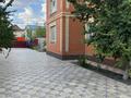 Часть дома · 7 комнат · 249.7 м² · 8 сот., мкр Атырау, Сабыр Кағазов 5 за 60 млн 〒 — фото 4
