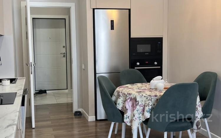 2-бөлмелі пәтер · 51 м² · 8/17 қабат, Толе би 185А, бағасы: 60 млн ₸ в Алматы, Алмалинский р-н — фото 2