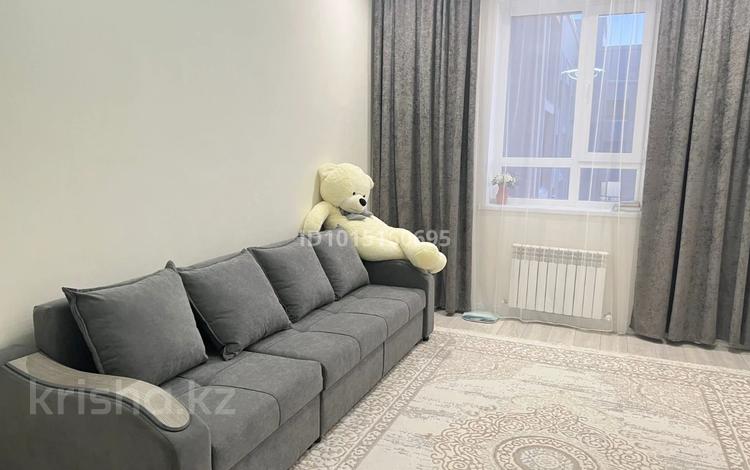 1-комнатная квартира · 37 м², Райымбек батыра — К.Азербаева за 300 000 ₸ в Астане, Сарайшык р-н — фото 3