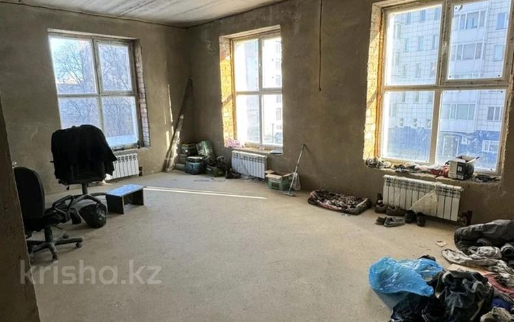 4-бөлмелі пәтер · 136 м² · 2/5 қабат, мкр Юго-Восток, мкр Юго-Восток, мкр Орбита 16/9, бағасы: ~ 55.9 млн ₸ в Караганде, Казыбек би р-н — фото 2