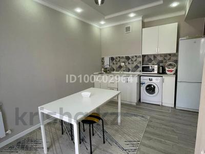 1-бөлмелі пәтер · 40 м² · 3/10 қабат, 16-ш/а. 63, бағасы: 15 000 ₸ в Актау, 16-й мкр 