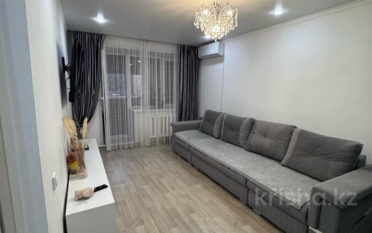 1-бөлмелі пәтер · 45 м² · 2/10 қабат, Сатпаева 2, бағасы: 15 000 ₸ в Усть-Каменогорске — фото 2