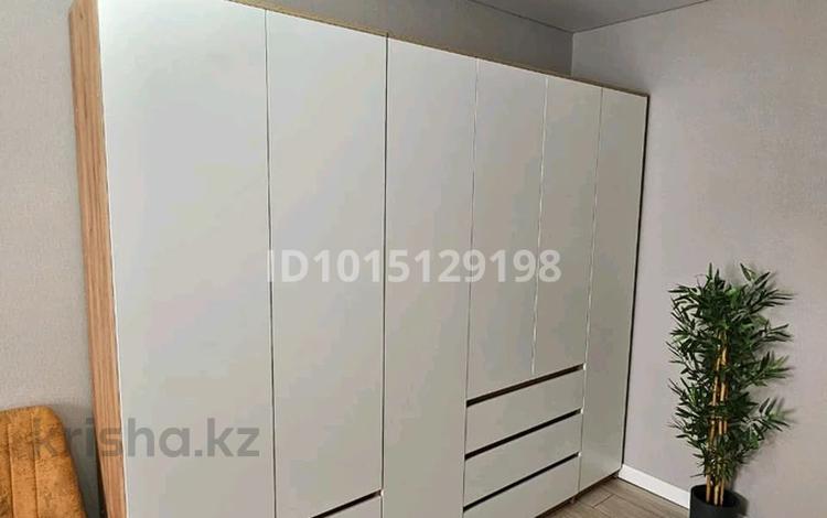 3-бөлмелі пәтер · 71 м² · 9/10 қабат, Көкжиек ш/а., Жолымбет, бағасы: 34 млн ₸ в Алматы, Жетысуский р-н — фото 2