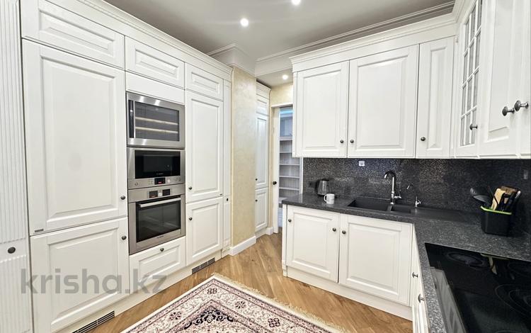 5-бөлмелі пәтер · 210 м² · 3/7 қабат, Амман 2-6, бағасы: 2 млн ₸ в Астане, Алматы р-н — фото 2