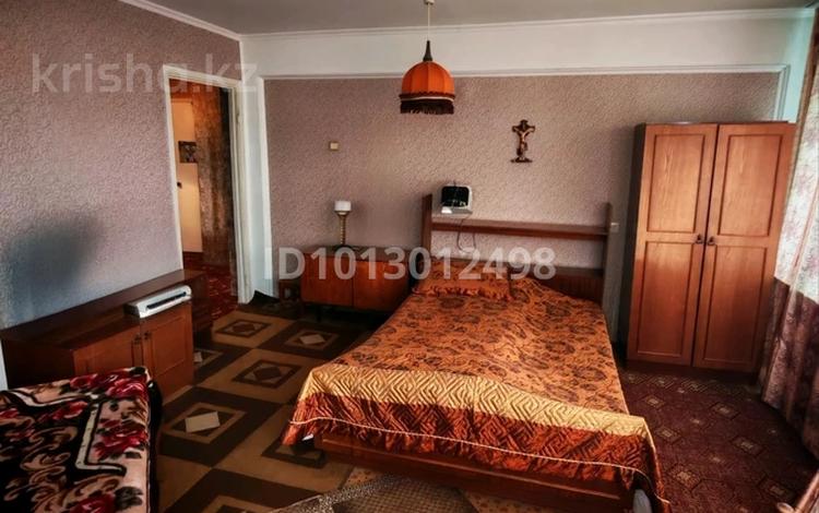 2-комнатная квартира · 63 м² · 5/5 этаж, Утепова 13 — Магазин Достык, кшт за 25 млн ₸ в Усть-Каменогорске — фото 4