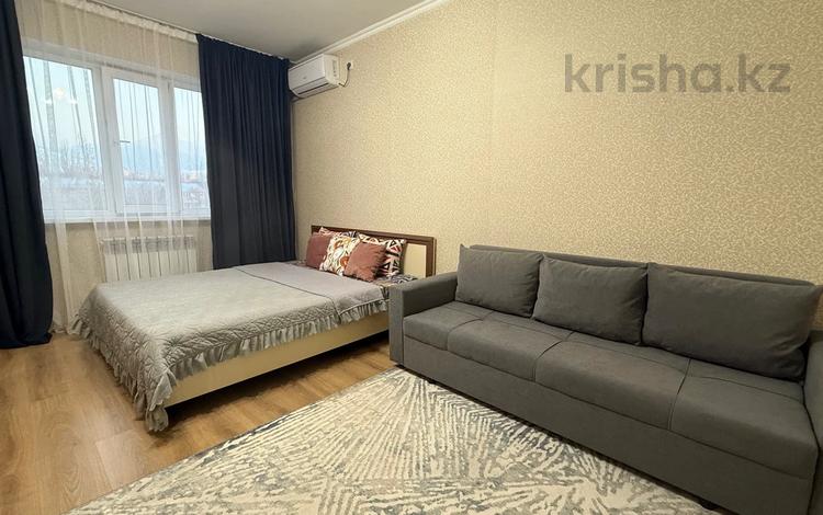 1-комнатная квартира · 42 м² · 5/9 этаж, мкр №6 36Б — Саина Абая за 20 000 〒 в Алматы, Ауэзовский р-н — фото 9