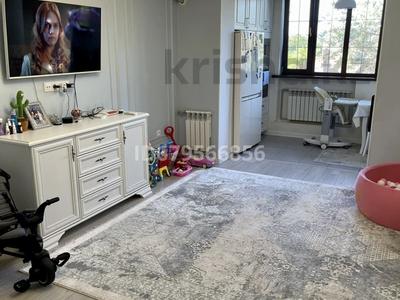 Продажа квартир в Шымкенте: 5-комнатная квартира · 100 м² · 2/5 этаж, мкр Наурыз 1 — Напротив заправки Гелиос за 48 млн 〒 5-комнатная квартира · 100 м² · 2/5 этаж, мкр Наурыз 1 — Напротив заправки Гелиос за 48 млн 〒 в Шымкенте, Туран р-н