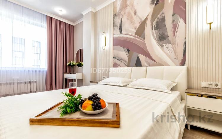 2-комнатная квартира · 75 м² · 7/9 этаж, проспект Мангилик Ел 41 за 35 000 ₸ в Астане, Есильский р-н — фото 2