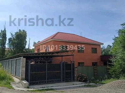 Жеке үй · 8 бөлме · 280 м² · 15 жүзд., Тлендиева 1 — Рядом со школой и стадионом, бағасы: 100 млн ₸ в Талгаре