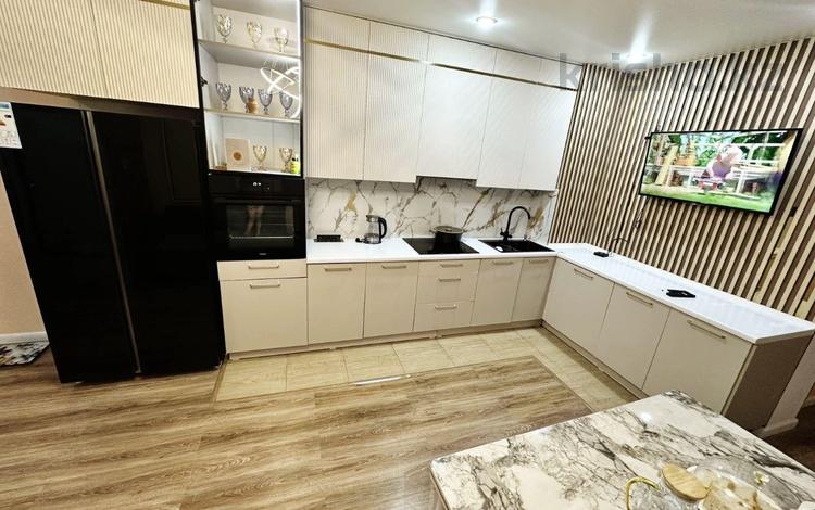 3-бөлмелі пәтер · 65 м² · 5/7 қабат, Ахмета Байтурсынова 49/1, бағасы: 33.6 млн ₸ в Астане, Сарайшык р-н — фото 2
