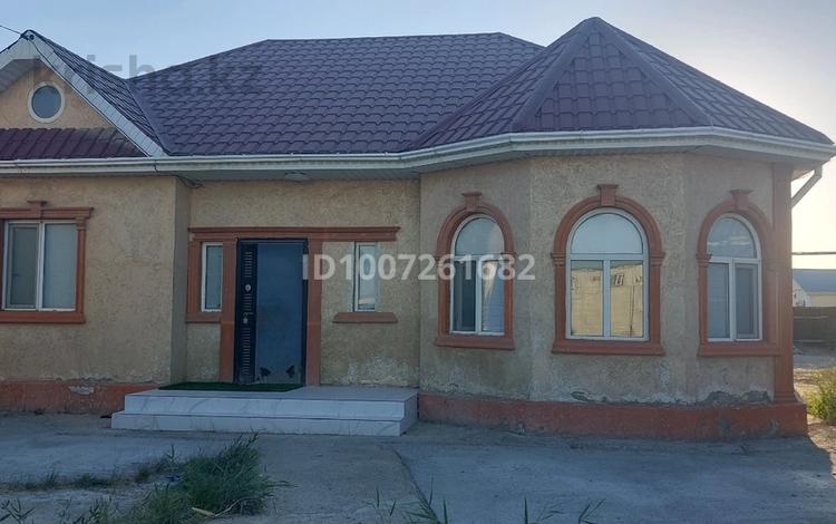 Жеке үй · 3 бөлме · 100 м² · 11 жүзд., Астана 3 — Вдоль дороги трасса Атырау-Индер, бағасы: 23 млн ₸ в мкр Мирас — фото 3