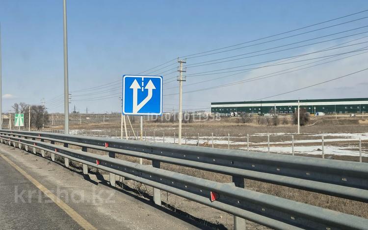 Промбаза · 100 соток, Центральный 45 — Развязка Бакад за 200 млн 〒 в Аксенгире — фото 2