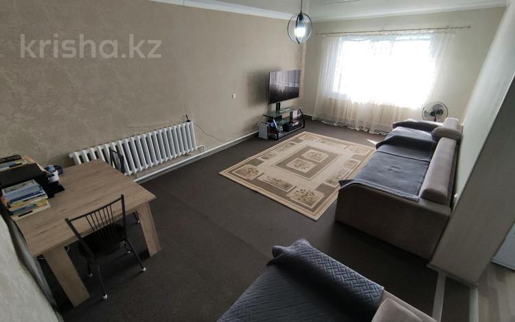 Отдельный дом · 3 комнаты · 140 м² · 12 сот., 2 Школьный пер за 18 млн 〒 в Семее — фото 2
