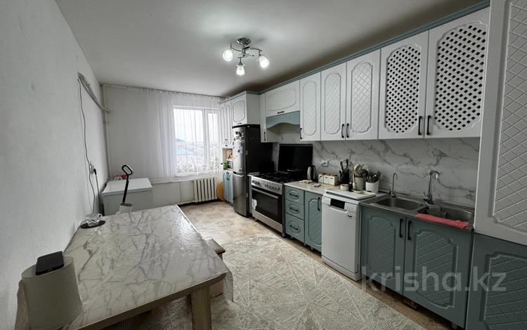 2-бөлмелі пәтер · 85 м² · 7/10 қабат, Набережная, бағасы: 20.9 млн ₸ в Актобе, мкр. Курмыш — фото 11
