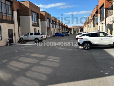 Отдельный дом · 3 комнаты · 120 м² · 1 сот., мкр Кунгей , Турекулова 61/76 за 37.5 млн 〒 в Караганде, Казыбек би р-н