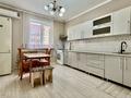2-бөлмелі пәтер · 85 м² · 3/5 қабат, Мкр Думан 2 15, бағасы: 300 000 ₸ в Алматы, Медеуский р-н
