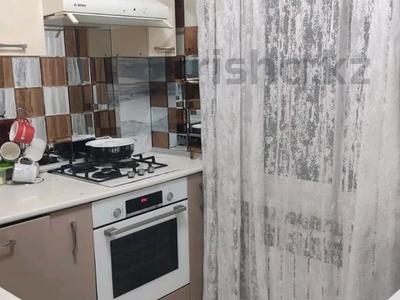 3-комнатная квартира · 60 м² · 1/5 этаж, Муратбаева — Толе би за 300 000 〒 в Алматы, Алмалинский р-н