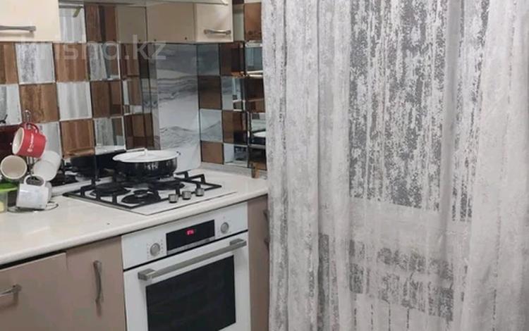 3-комнатная квартира · 60 м² · 1/5 этаж, Муратбаева — Толе би за 300 000 〒 в Алматы, Алмалинский р-н — фото 2