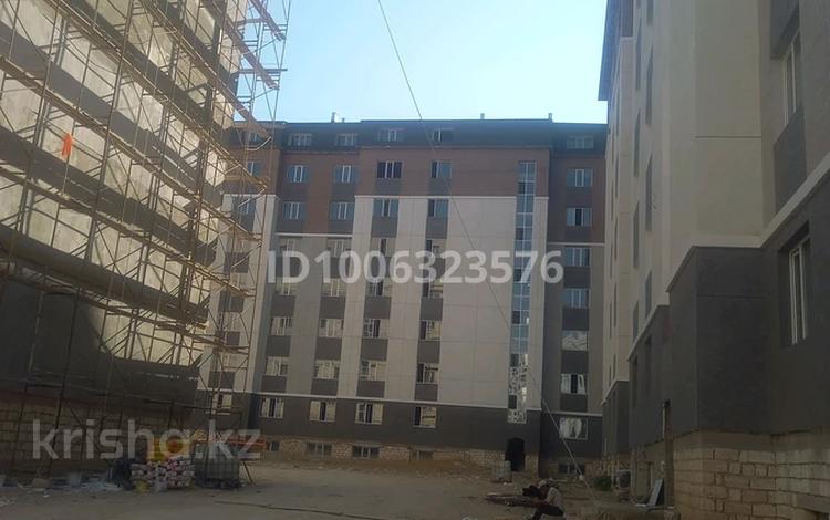 1-бөлмелі пәтер · 42 м² · 6/8 қабат, 41-й мкр 2, бағасы: 8.5 млн ₸ в Актау — фото 50