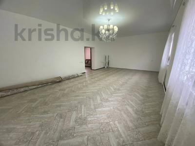 Жеке үй · 7 бөлме · 208 м² · 8 жүзд., Кеңес Нокин ауылы, Мичурина, бағасы: 20 млн ₸ в Актюбинской обл., пос Кенеса Нокина